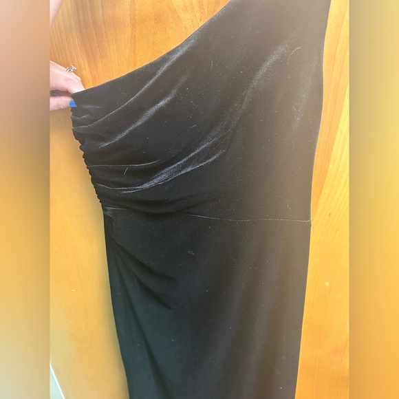 Azazie Black Asymmetrical One-Shoulder Cocktail Dress - Picture 3 of 4